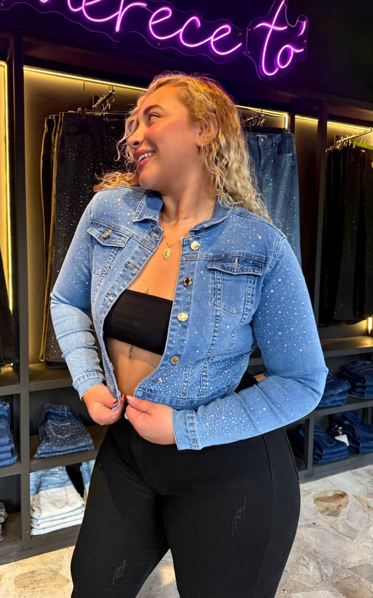 REF: 92735 CHAQUETA EN TELA DENIM STRETCH CON PIEDRA BRILLANTE EN DEGRADÉ TALLAS REGULARES Y CURVY