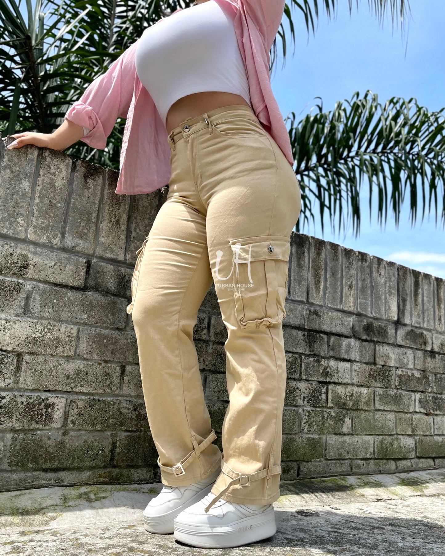 Ref: 35721 CARGO PANTS BEIGE BOTA RECTA