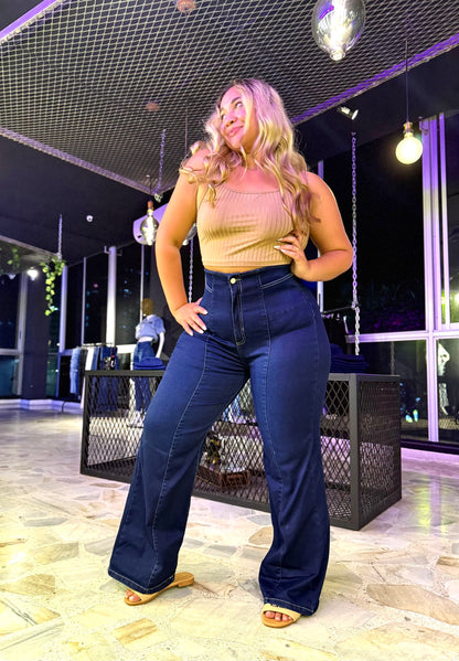REF: 2503 BOTA RECTA CON FAJA REDUCTORA EN TELA DENIM FULL STRETCH OSCURO CURVY
