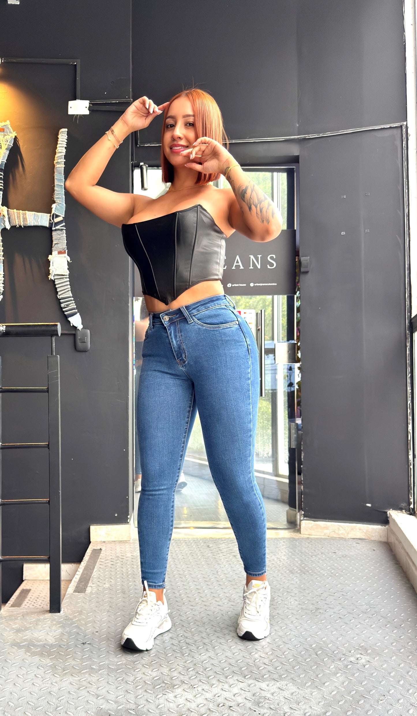 ARF-1658 SKINNY CLÁSICO EN TELA DENIM STRETCH, AZUL INTERMEDIO