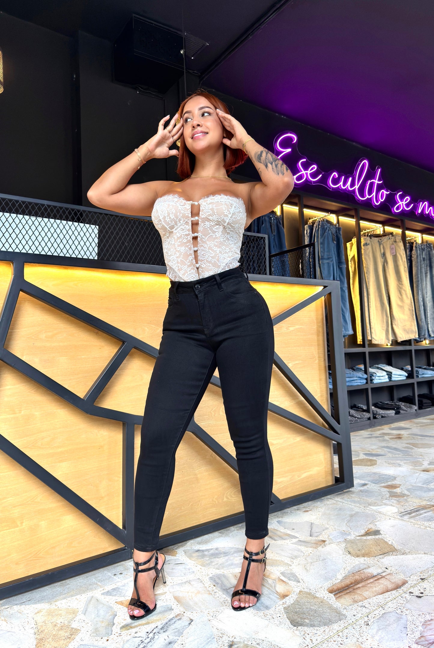 REF: 90436 JEAN NEGRO CON FAJA CONTROL DE ABDOMEN