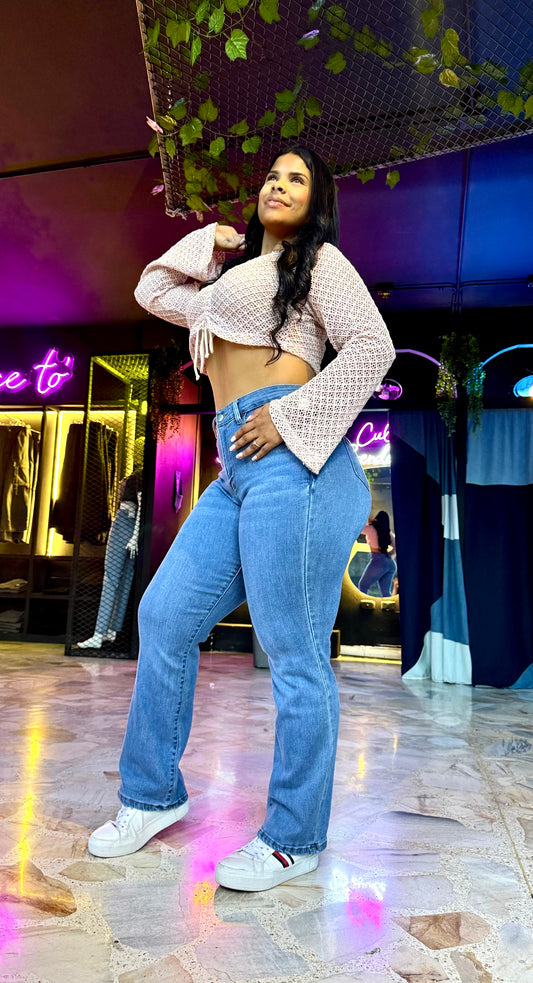 REF: 38703 CURVY RECTO TIRO ALTO, EN TELA DENIM FULL STRETCH