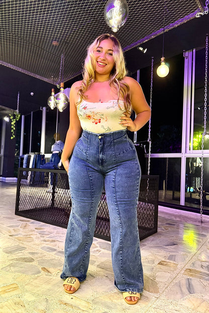 REF: 2503 BOTA RECTA CON FAJA REDUCTORA EN TELA DENIM FULL STRETCH INTERMEDIO CURVY