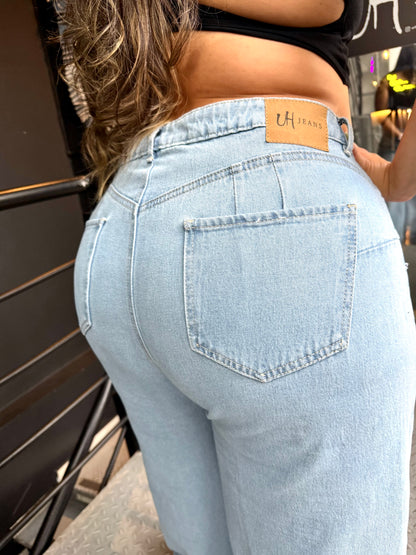 REF: 2515 JEAN CURVY, ANCHO REALMENTE ANCHO CON ROTOS TAPADOS,EN TELA DENIM RÍGIDO.