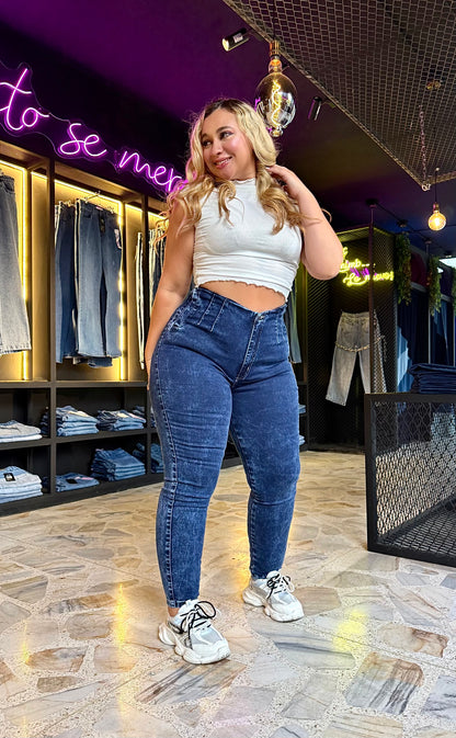 REF: 2500 EFECTO LIPO CON PINZAS LEVANTA COLA EN TELA DENIM FULL STRETCH AZUL OSCURO