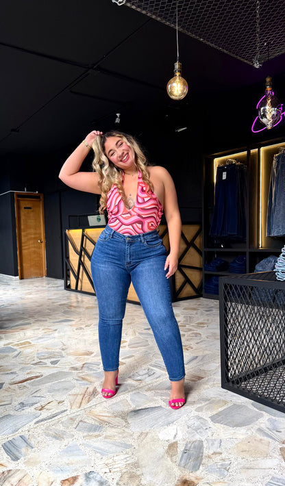 REF: ARF-1777 SKINNY CURVY TIRO ALTO LEVANTA COLA EN TELA DENIM FULL STRETCH