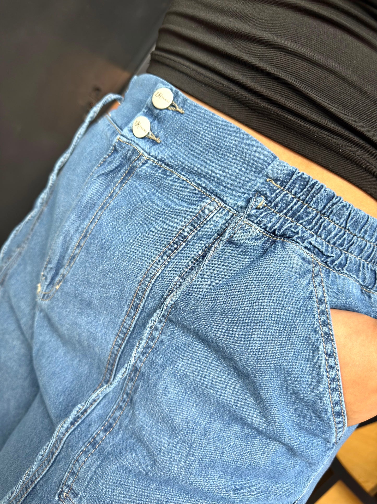 REF: 2521 JEAN CARGO CURVY LIVIANO, RÍGIDO, AZUL INTERMEDIO