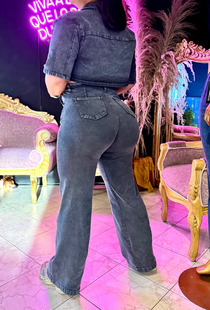 2501 JEAN BOTA RECTA CON FAJA, EFECTO CINTURA DE AVISPA CURVY