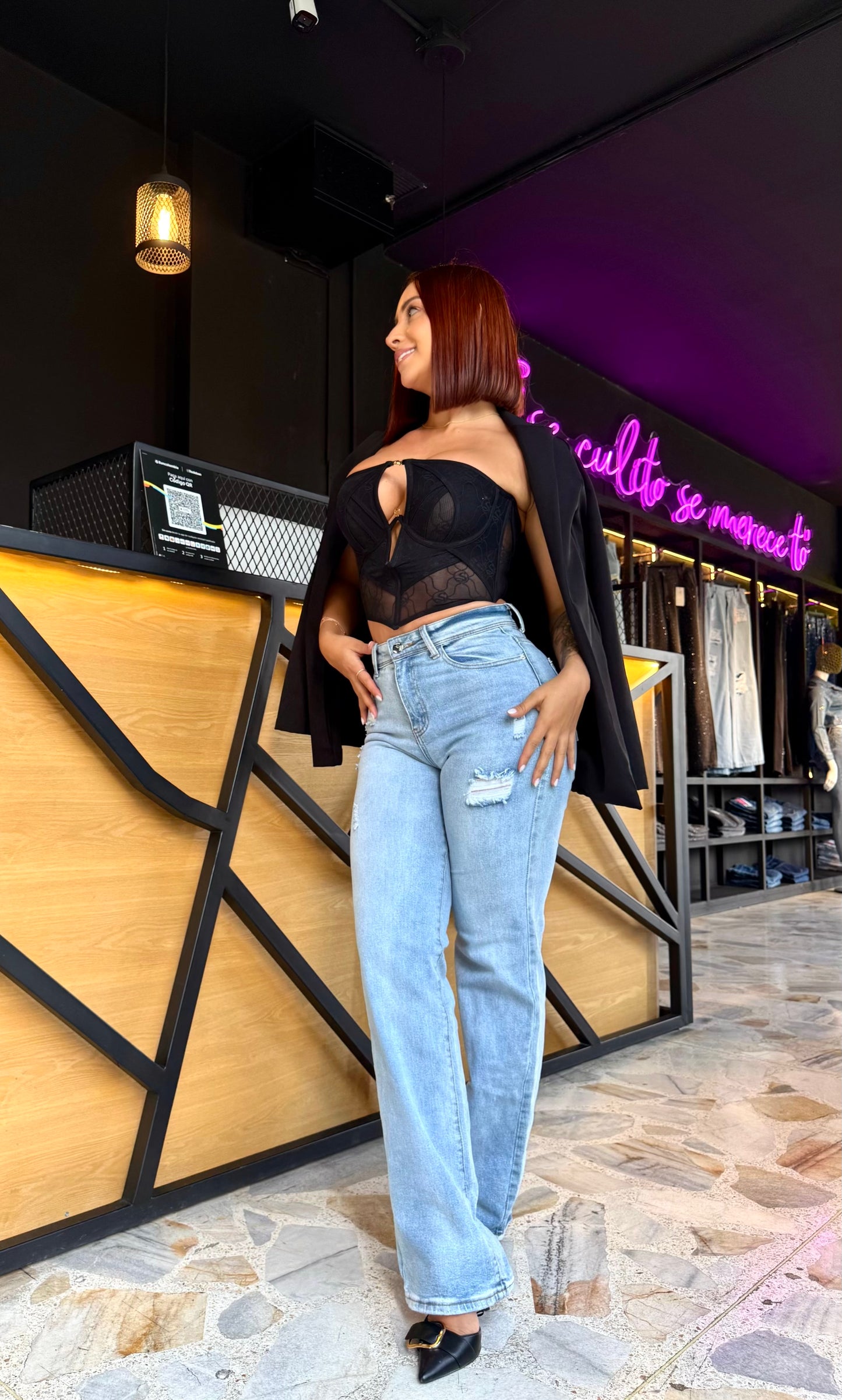 REF: 38614 BOTA RECTA TIRO ALTO EN TELA DENIM SEMI STRETCH, AZUL CLARO