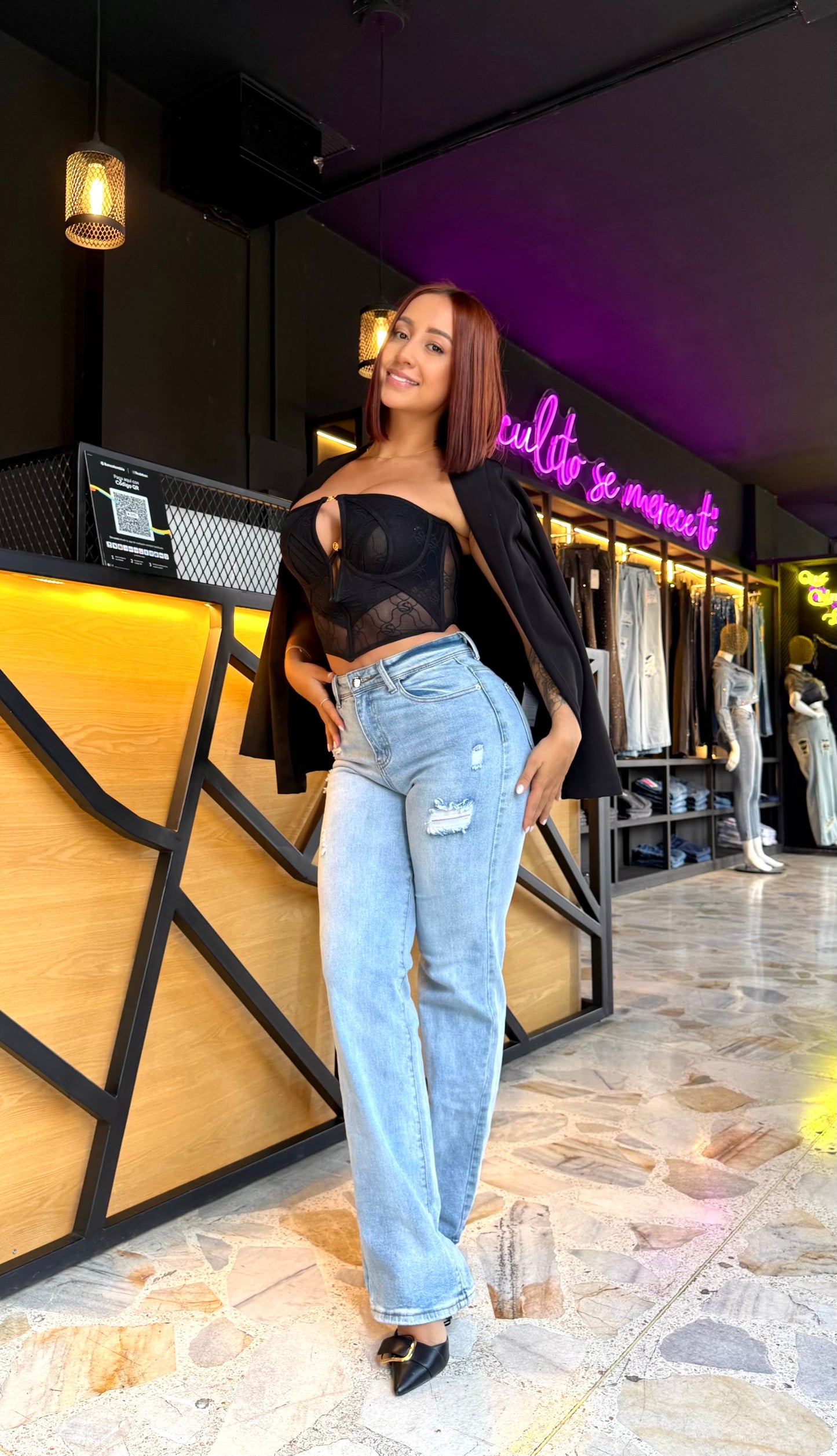 REF: 38614 BOTA RECTA TIRO ALTO EN TELA DENIM SEMI STRETCH, AZUL CLARO