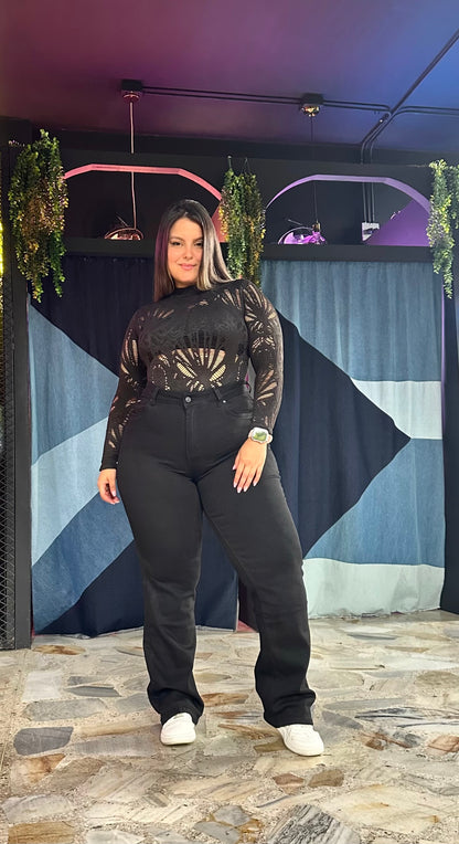 2030-RECTO-15-CURVY-NEGRO-CLÁSICO