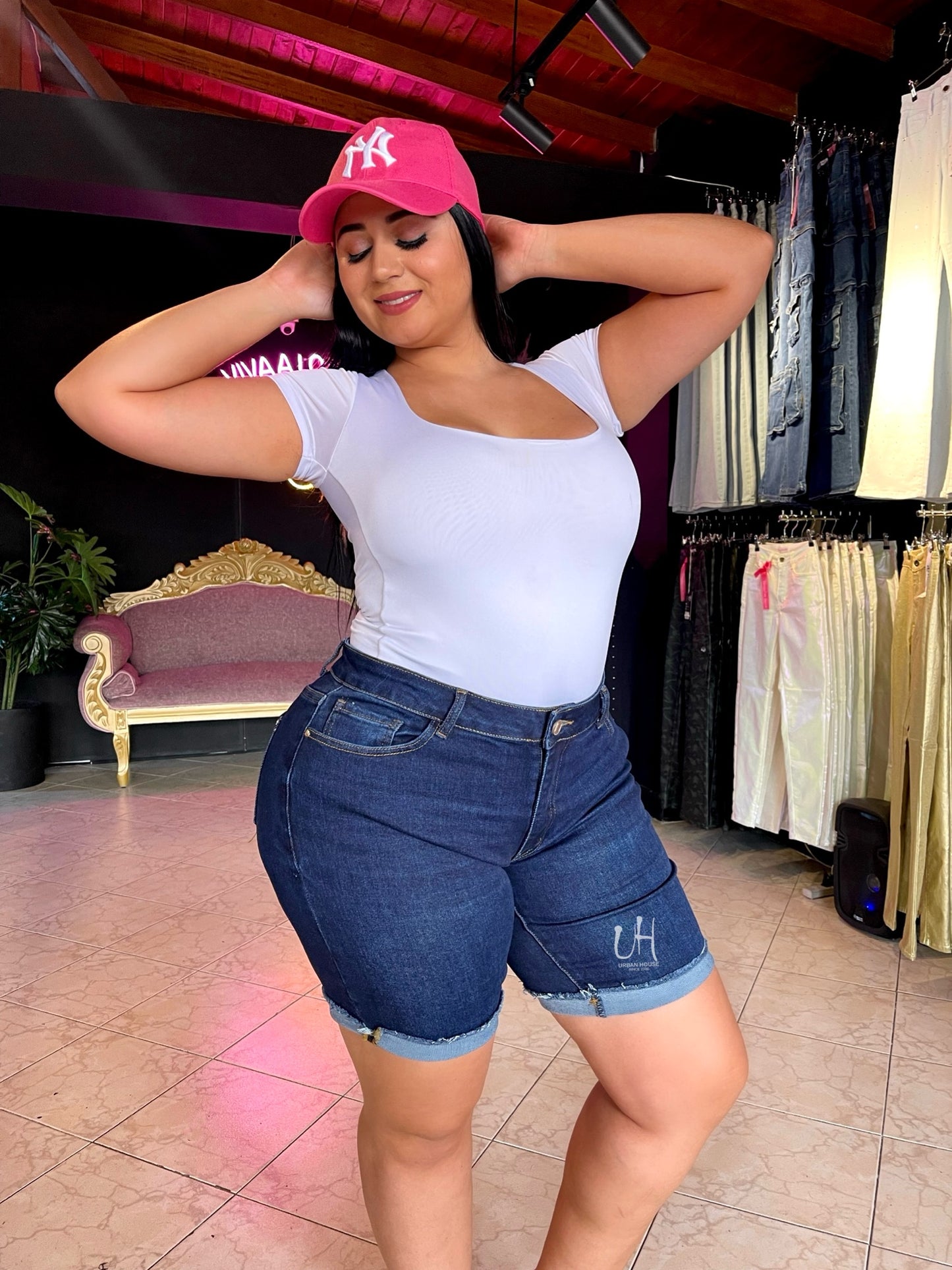 REF: 36659 SHORT CURVY LEVANTA COLA EN TELA DENIM FULL STRETCH