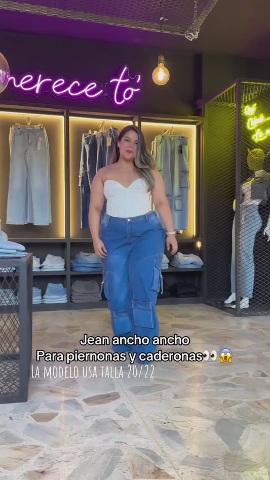 REF: 2504 CARGO ANCHO CON PINZAS LEVANTA COLA HORMA DE CORAZÓN CURVY